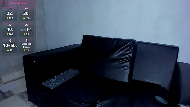 Snapshot of InkedSabrina chatting on November 7, 2025, 10:21 pm InkedSabrina online show from November 7, 2025, 10:21 pm