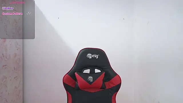 ElisaBoyer online show from January 19, 2026, 10:08 am