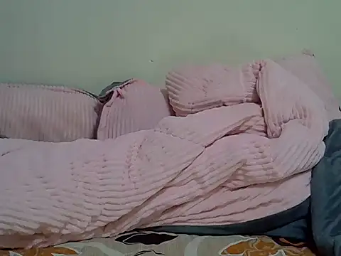 Snapshot of Sonnia_ chatting on July 1, 2026, 3:23 pm Sonnia online show from July 1, 2026, 3:23 pm
