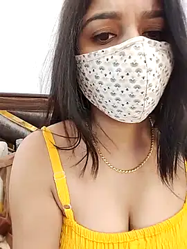 Gloie4u online show from December 12, 2024, 10:02 am