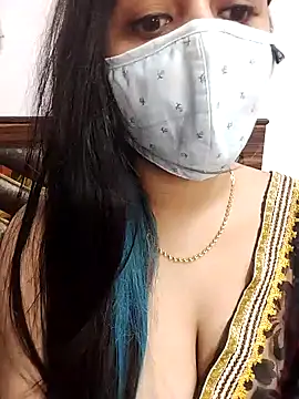 Gloie4u online show from January 27, 2025, 10:06 pm