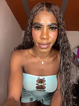 Snapshot of Richchocolatesweet_ chatting on September 20, 2025, 3:18 am Richchocolatesweet online show from September 20, 2025, 3:18 am