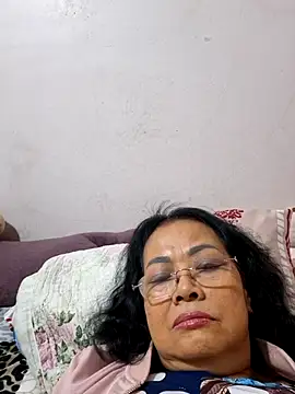 Hotestlove online show from November 30, 2025, 12:20 pm