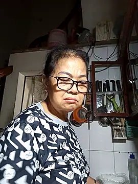 Hotestlove online show from March 4, 2026, 2:50 am