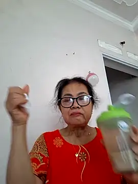 Hotestlove online show from May 24, 2026, 12:04 am