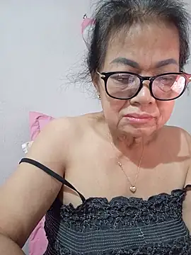 Hotestlove online show from June 21, 2026, 2:19 pm