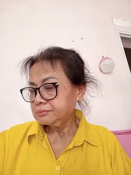 Hotestlove online show from June 23, 2026, 2:53 am
