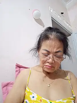 Hotestlove online show from June 23, 2026, 2:59 pm