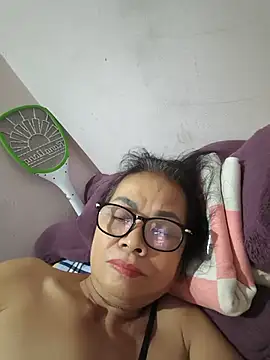 Hotestlove online show from June 27, 2026, 7:02 am