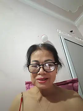Hotestlove online show from July 28, 2026, 2:13 pm
