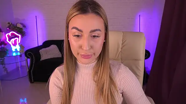 Snapshot of LiaBrazzerr chatting on March 15, 2025, 2:45 pm LiaBrazzerr online show from March 15, 2025, 2:45 pm