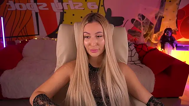 Snapshot of LiaBrazzerr chatting on October 29, 2025, 8:27 am LiaBrazzerr online show from October 29, 2025, 8:27 am