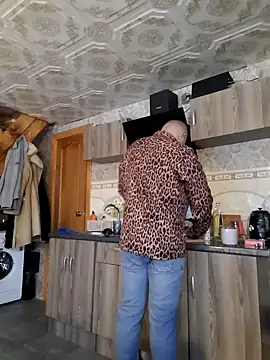 Snapshot of Foxyshaved chatting on January 26, 2025, 6:49 am Foxyshaved online show from January 26, 2025, 6:49 am