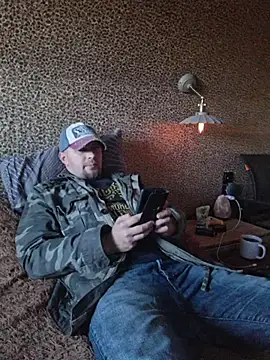 Snapshot of Foxyshaved chatting on September 25, 2025, 4:27 am Foxyshaved online show from September 25, 2025, 4:27 am