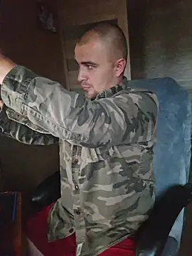 Snapshot of Foxyshaved chatting on September 27, 2025, 4:39 am Foxyshaved online show from September 27, 2025, 4:39 am