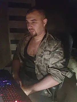 Snapshot of Foxyshaved chatting on November 1, 2025, 4:25 am Foxyshaved online show from November 1, 2025, 4:25 am