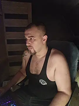 Snapshot of Foxyshaved chatting on November 2, 2025, 5:10 am Foxyshaved online show from November 2, 2025, 5:10 am