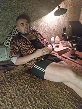 Snapshot of Foxyshaved chatting on November 27, 2025, 3:41 am Foxyshaved online show from November 27, 2025, 3:41 am