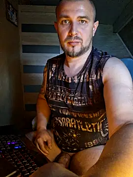 Snapshot of Foxyshaved chatting on June 28, 2026, 7:36 am Foxyshaved online show from June 28, 2026, 7:36 am