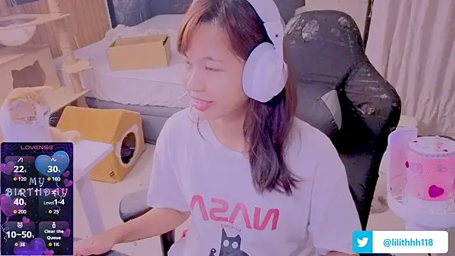Snapshot of Kana_G chatting on June 28, 2026, 3:29 pm Kana G online show from June 28, 2026, 3:29 pm