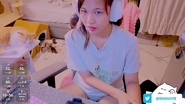 Snapshot of Kana_G chatting on July 1, 2026, 4:18 pm Kana G online show from July 1, 2026, 4:18 pm