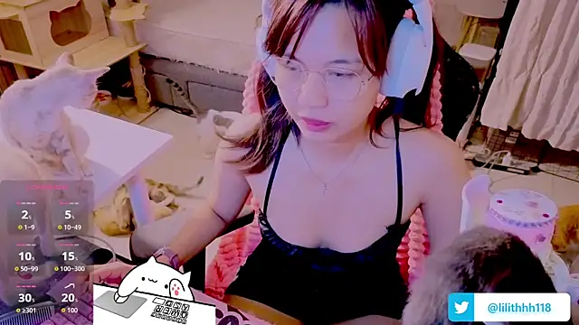 Snapshot of Kana_G chatting on July 12, 2026, 4:42 pm Kana G online show from July 12, 2026, 4:42 pm