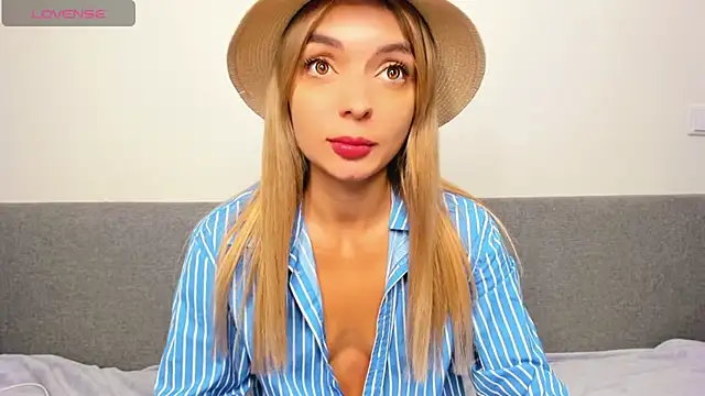  ellen meow  online show from February 22, 2025, 9:26 pm