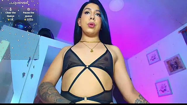 isabelladoll19 online show from August 7, 2026, 10:23 pm