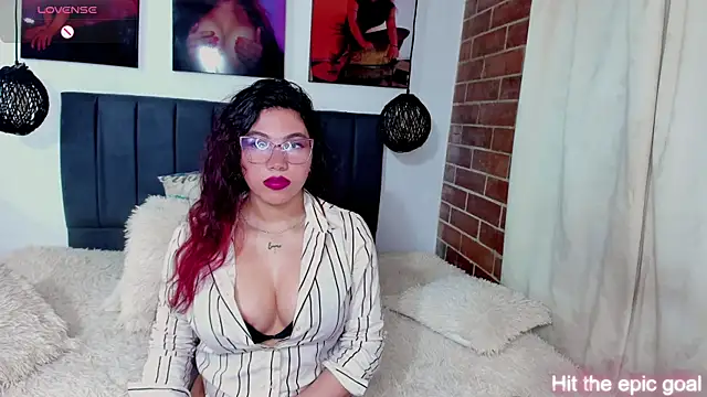 Snapshot of kyliejenner_hot chatting on June 19, 2026, 4:28 am kyliejenner hot online show from June 19, 2026, 4:28 am