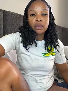 slimcateee online show from October 10, 2025, 10:36 am