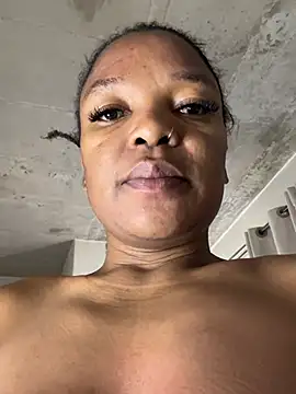 Snapshot of slimcateee chatting on July 11, 2026, 6:05 am slimcateee online show from July 11, 2026, 6:05 am