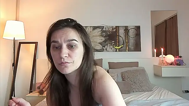 Snapshot of JoyCasidy chatting on January 13, 2025, 6:05 pm JoyCasidy online show from January 13, 2025, 6:05 pm