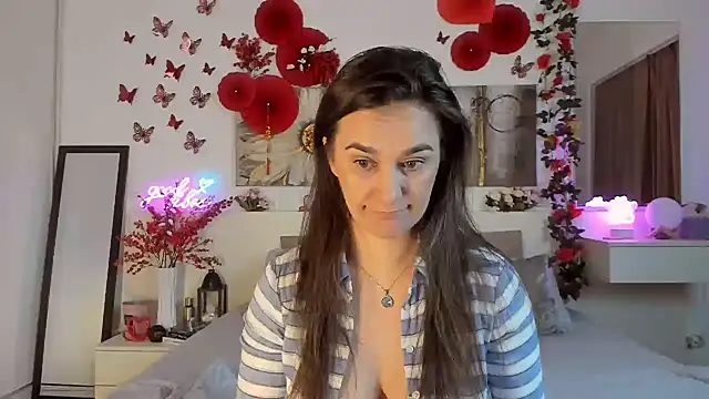 JoyCasidy online show from February 21, 2025, 6:26 pm