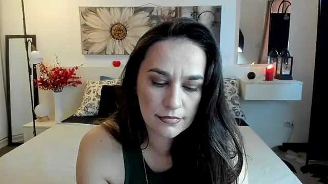 JoyCasidy online show from April 25, 2026, 3:09 pm
