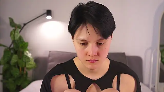 MaryCoopeer online show from March 2, 2025, 8:16 am