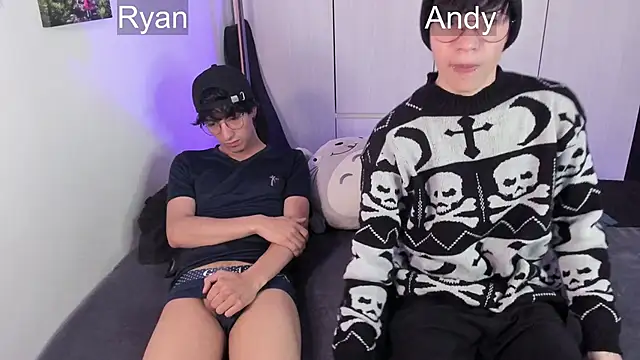 Snapshot of Aventure_Twinks chatting on December 19, 2024, 11:25 pm Aventure Twinks online show from December 19, 2024, 11:25 pm