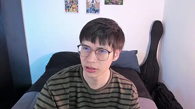 Snapshot of Aventure_Twinks chatting on February 1, 2026, 3:38 am Aventure Twinks online show from February 1, 2026, 3:38 am