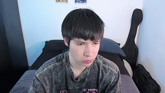 Snapshot of Aventure_Twinks chatting on February 22, 2026, 1:51 am Aventure Twinks online show from February 22, 2026, 1:51 am