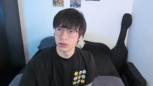 Snapshot of Aventure_Twinks chatting on March 26, 2026, 1:33 am Aventure Twinks online show from March 26, 2026, 1:33 am