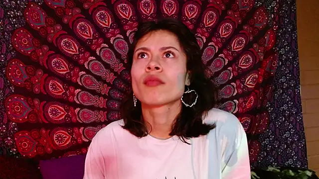 Snapshot of AbbySccott chatting on December 24, 2024, 12:33 pm AbbySccott online show from December 24, 2024, 12:33 pm