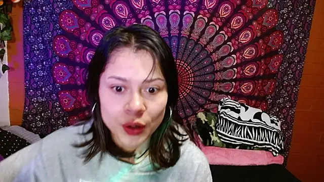 Snapshot of AbbySccott chatting on February 19, 2025, 12:03 am AbbySccott online show from February 19, 2025, 12:03 am