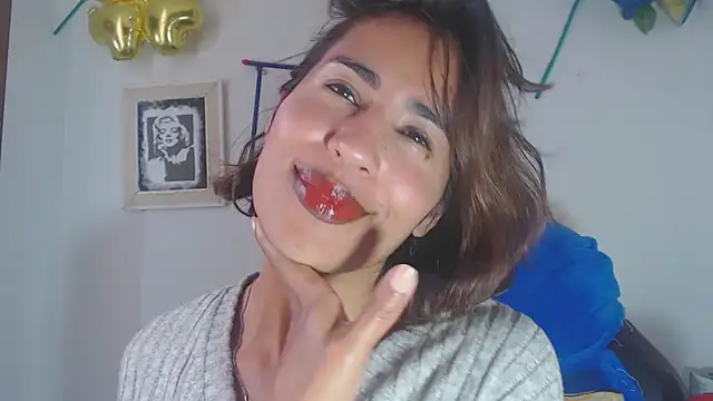 Snapshot of fantasty_nylon chatting on January 29, 2025, 8:35 pm fantasty nylon online show from January 29, 2025, 8:35 pm