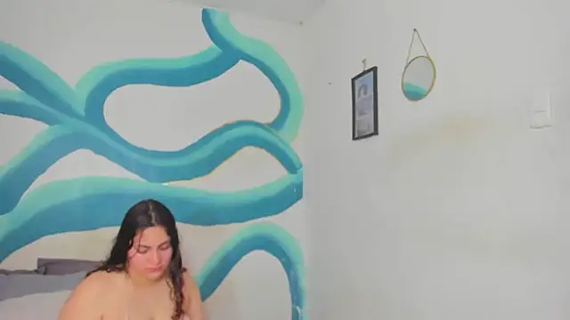 Snapshot of Hells_bells chatting on March 17, 2025, 11:42 am Hells bells online show from March 17, 2025, 11:42 am