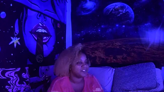 Snapshot of AutumnHart chatting on December 16, 2024, 3:08 am AutumnHart online show from December 16, 2024, 3:08 am
