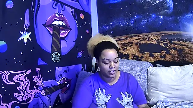 Snapshot of AutumnHart chatting on December 18, 2024, 4:06 pm AutumnHart online show from December 18, 2024, 4:06 pm