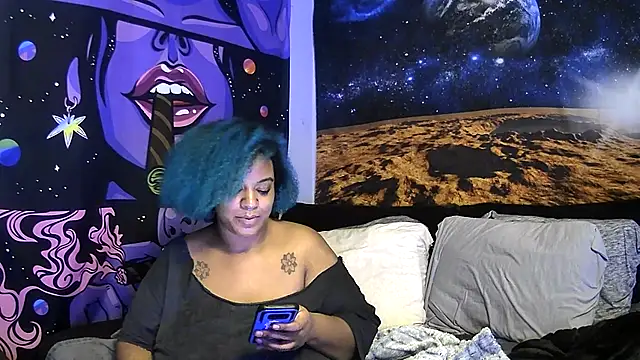 Snapshot of AutumnHart chatting on December 23, 2024, 12:14 am AutumnHart online show from December 23, 2024, 12:14 am