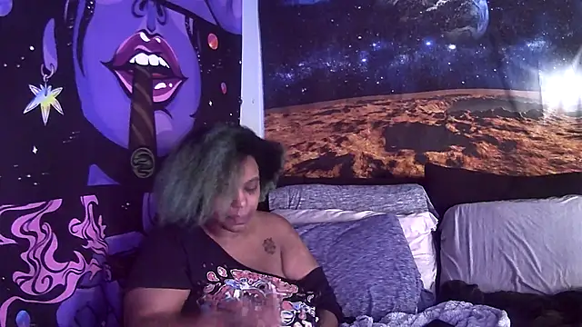Snapshot of AutumnHart chatting on February 8, 2025, 7:59 pm AutumnHart online show from February 8, 2025, 7:59 pm