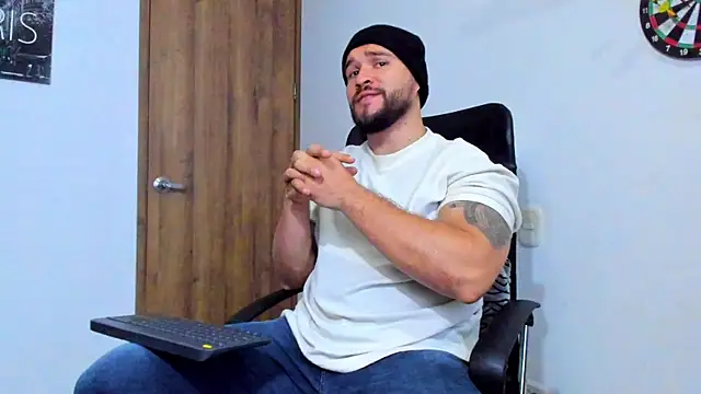 AndrewDiaz online show from October 11, 2025, 4:12 am