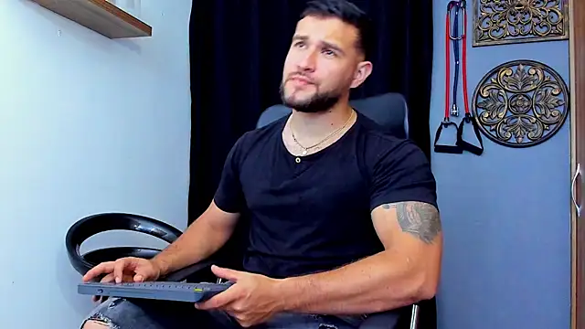 AndrewDiaz online show from January 12, 2026, 9:03 am