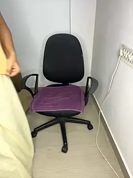 Snapshot of kannadatelugugirl chatting on January 19, 2025, 10:50 am kannadatelugugirl online show from January 19, 2025, 10:50 am